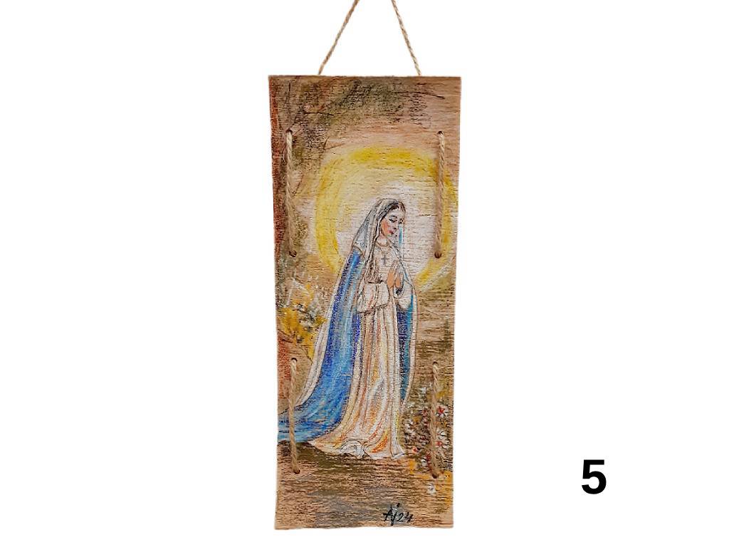 Obrázek na dřevěném podkladu