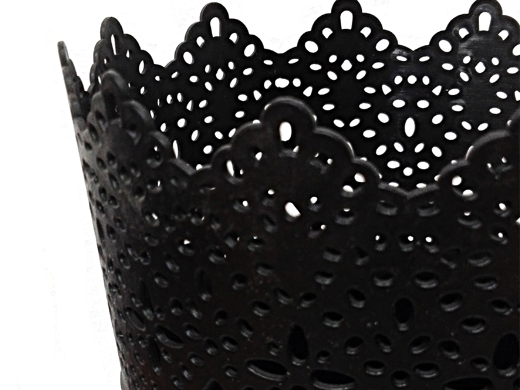 Obal plast 12 cm kulatý černý