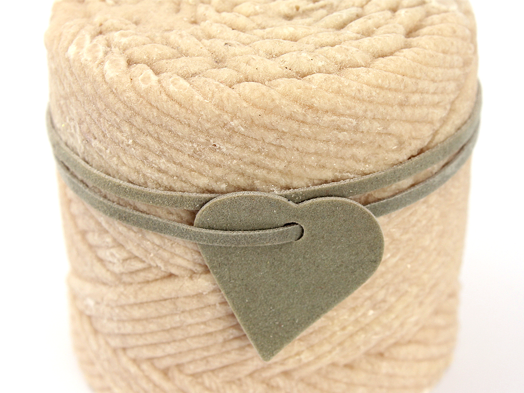 Svíčka dekor válec 7 cm x 6,5cm smetanová